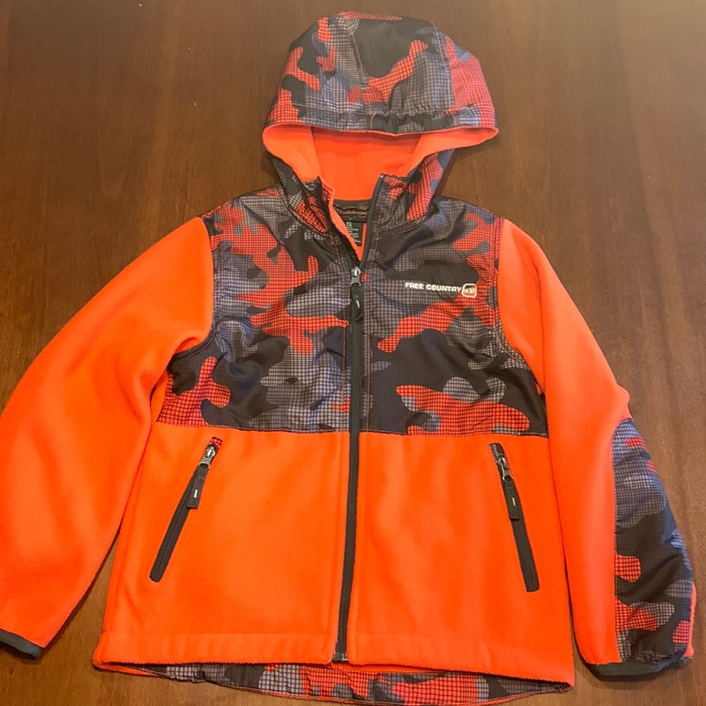 Free country fleece jacket, kids size 7/8